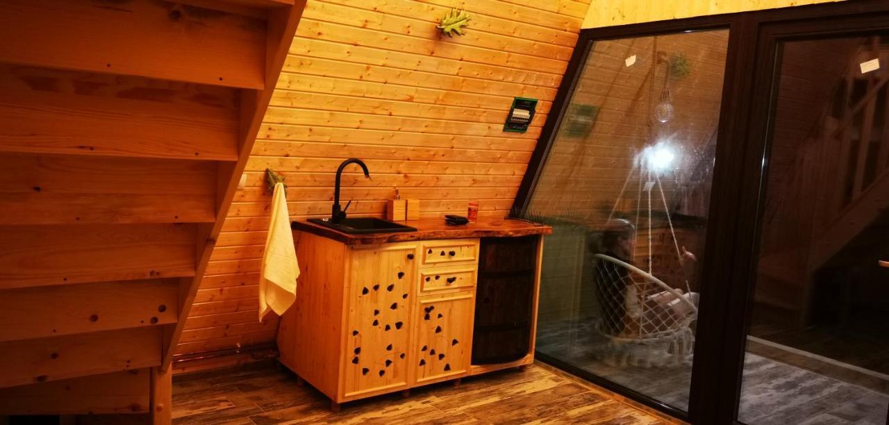 Casa - Cabana Tip A Frame, Cerna, Vaideeni, Valcea Cerna  Kültér fotó
