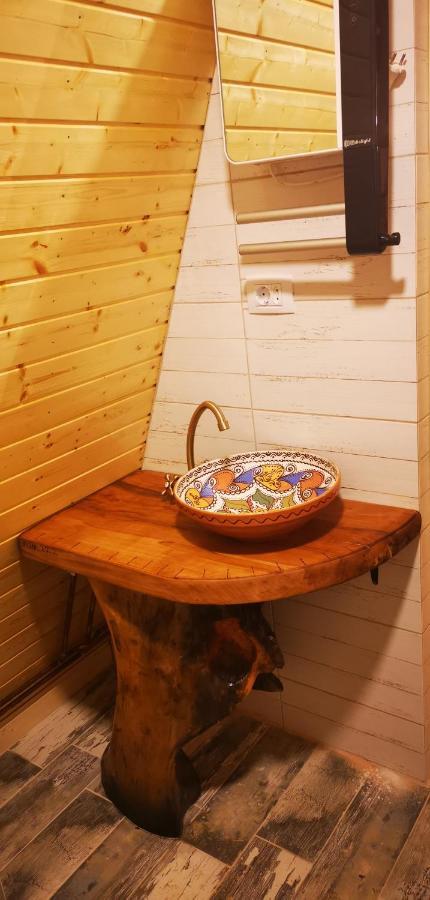 Casa - Cabana Tip A Frame, Cerna, Vaideeni, Valcea Cerna  Kültér fotó